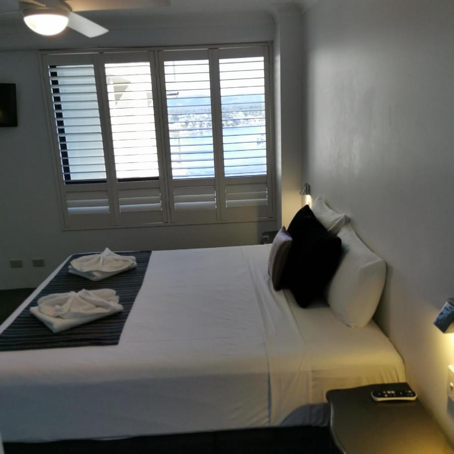 Surfers Hawaiian Holiday Apartments Gold Coast Extérieur photo