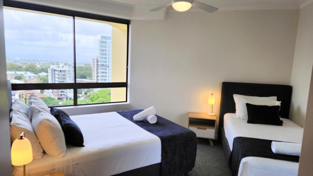 Surfers Hawaiian Holiday Apartments Gold Coast Extérieur photo